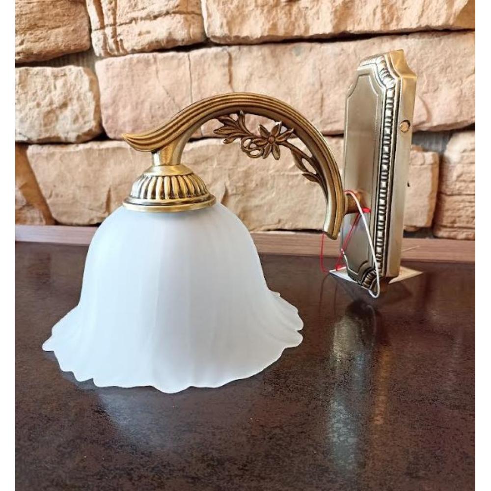 rez bronz szecesszios falikar lampa uvegburas klasszikus luxus klasszikus polgari elegans exkluziv nappali haloszoba kastely villa.jpg